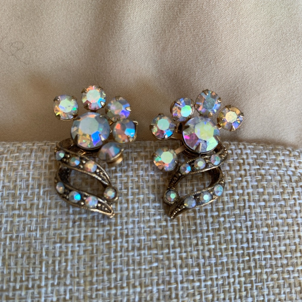 Vintage 1950’s Aurora borealis clip on earrings.